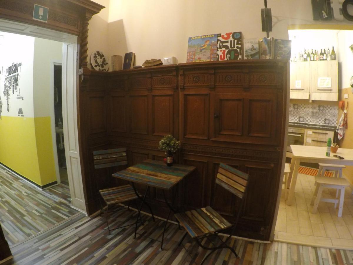 Home Genoa Hostel エクステリア 写真