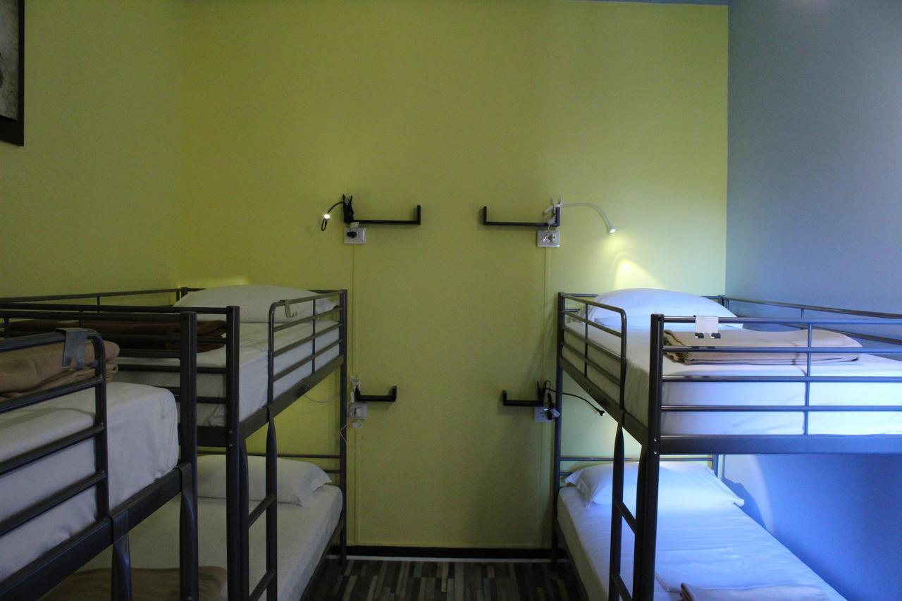 Home Genoa Hostel エクステリア 写真