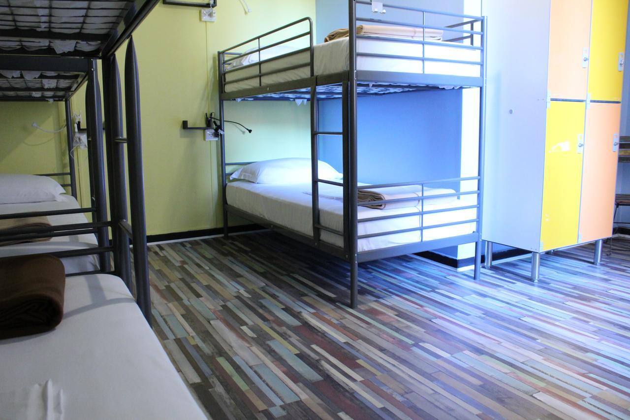 Home Genoa Hostel エクステリア 写真
